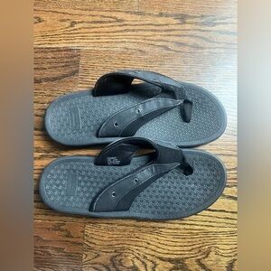 KS Island Mens Size 14EW Black Slip On Casual Thong Flip Flop Sandals 13173